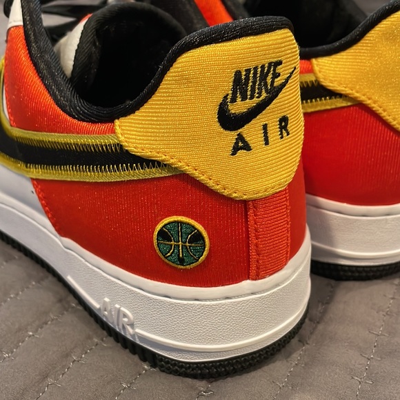 Nike Air Force 1 Low Roswell Raygun - White/Orange/Black - Men’s size 10.5 - Picture 6 of 11